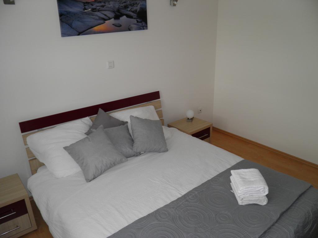 Apartmani Galeb Biograd Na Moru Buitenkant foto