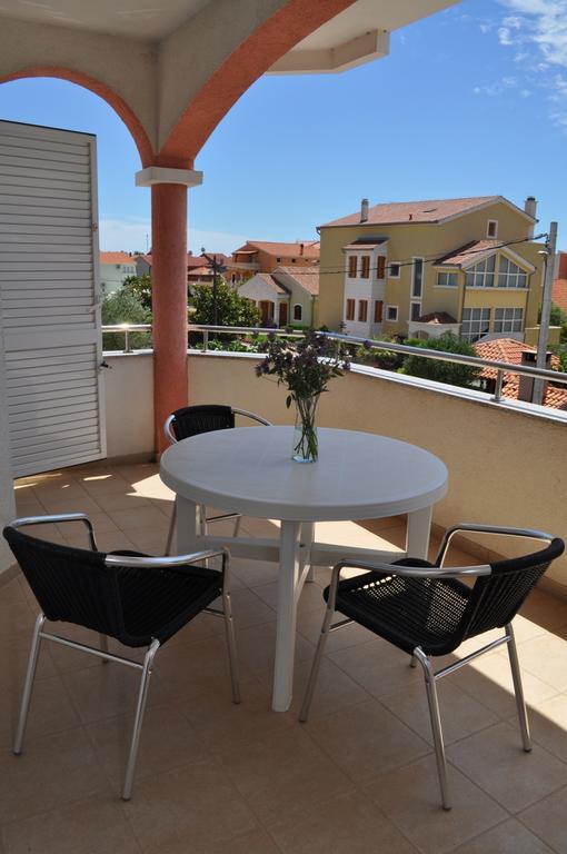 Apartmani Galeb Biograd Na Moru Buitenkant foto