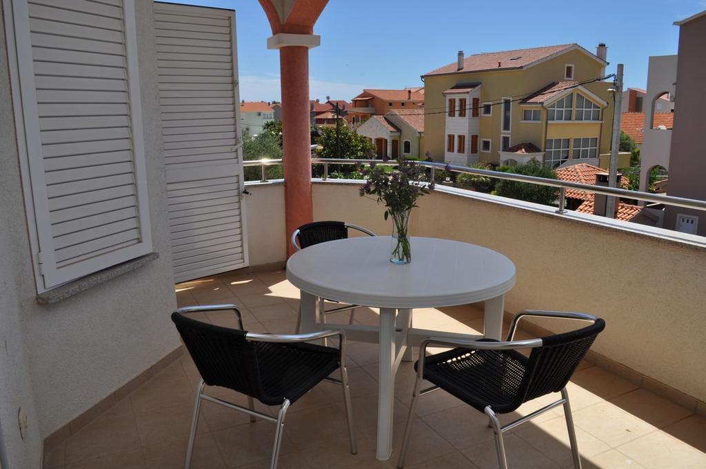 Apartmani Galeb Biograd Na Moru Buitenkant foto