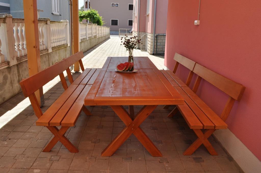 Apartmani Galeb Biograd Na Moru Buitenkant foto